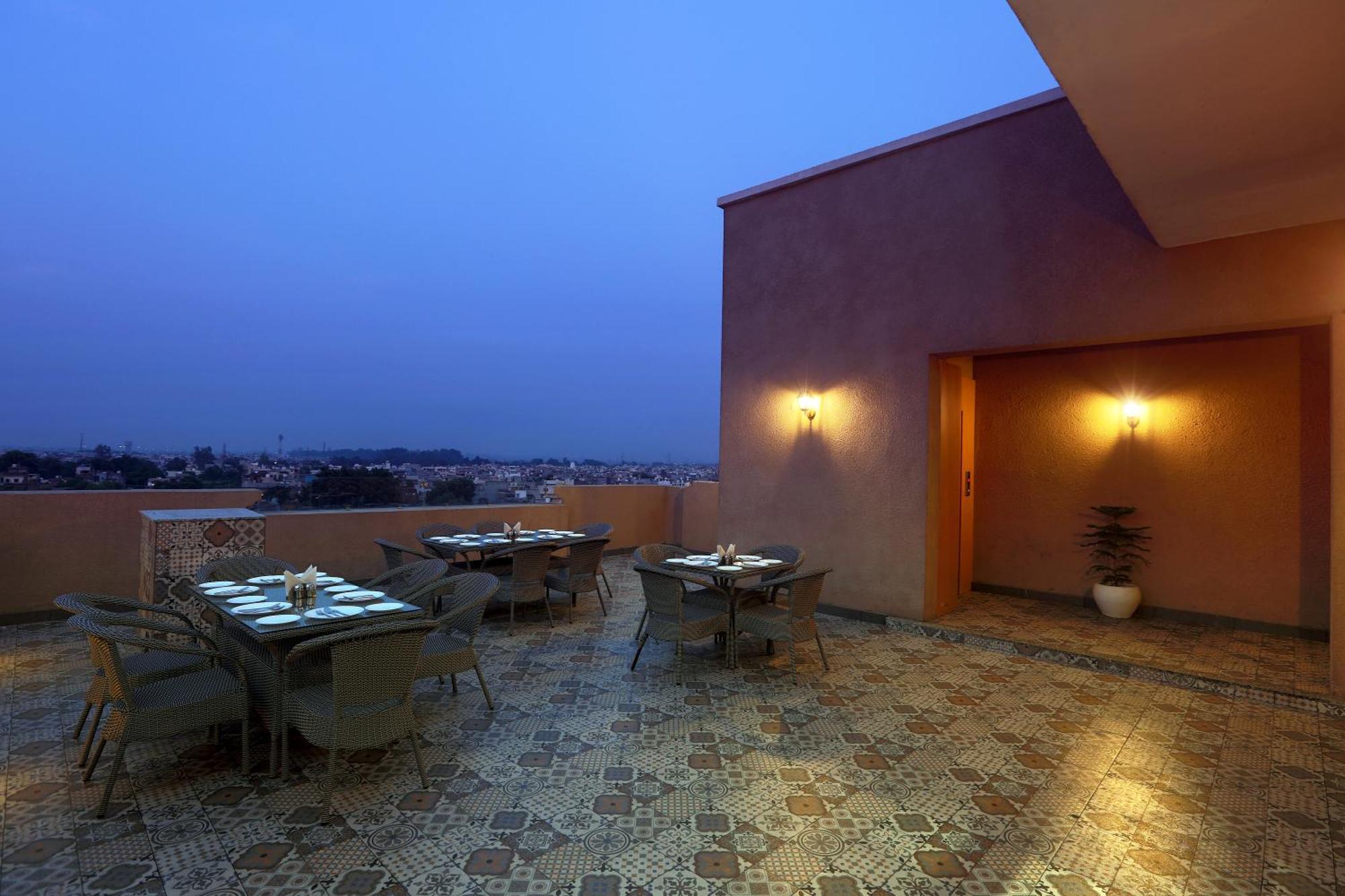 Hotel Prithvi Palace Igi Airport Delhi Νέο Δελχί Εξωτερικό φωτογραφία