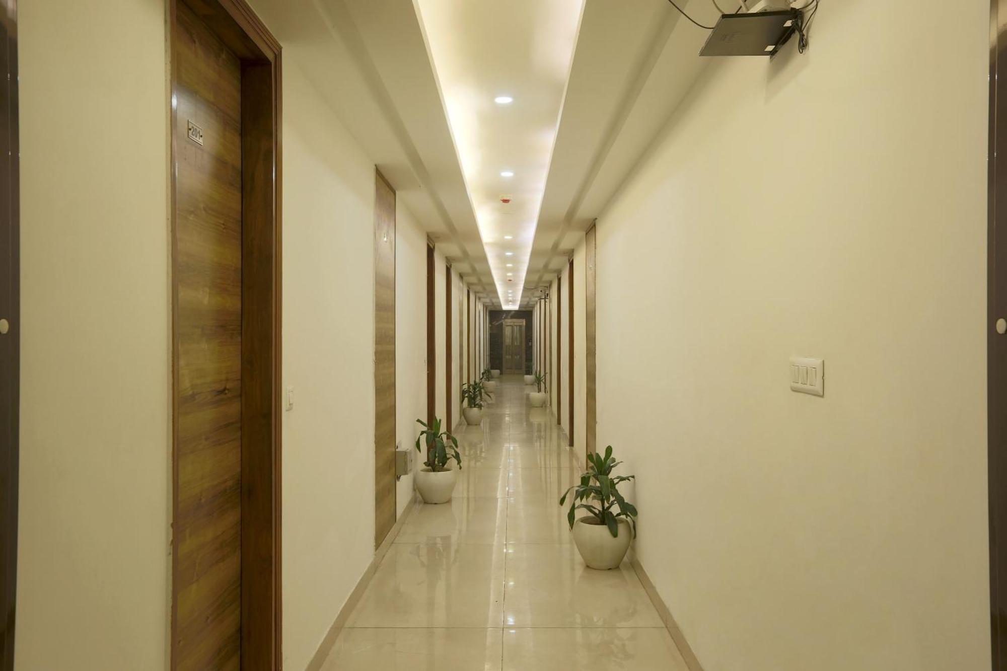 Hotel Prithvi Palace Igi Airport Delhi Νέο Δελχί Εξωτερικό φωτογραφία