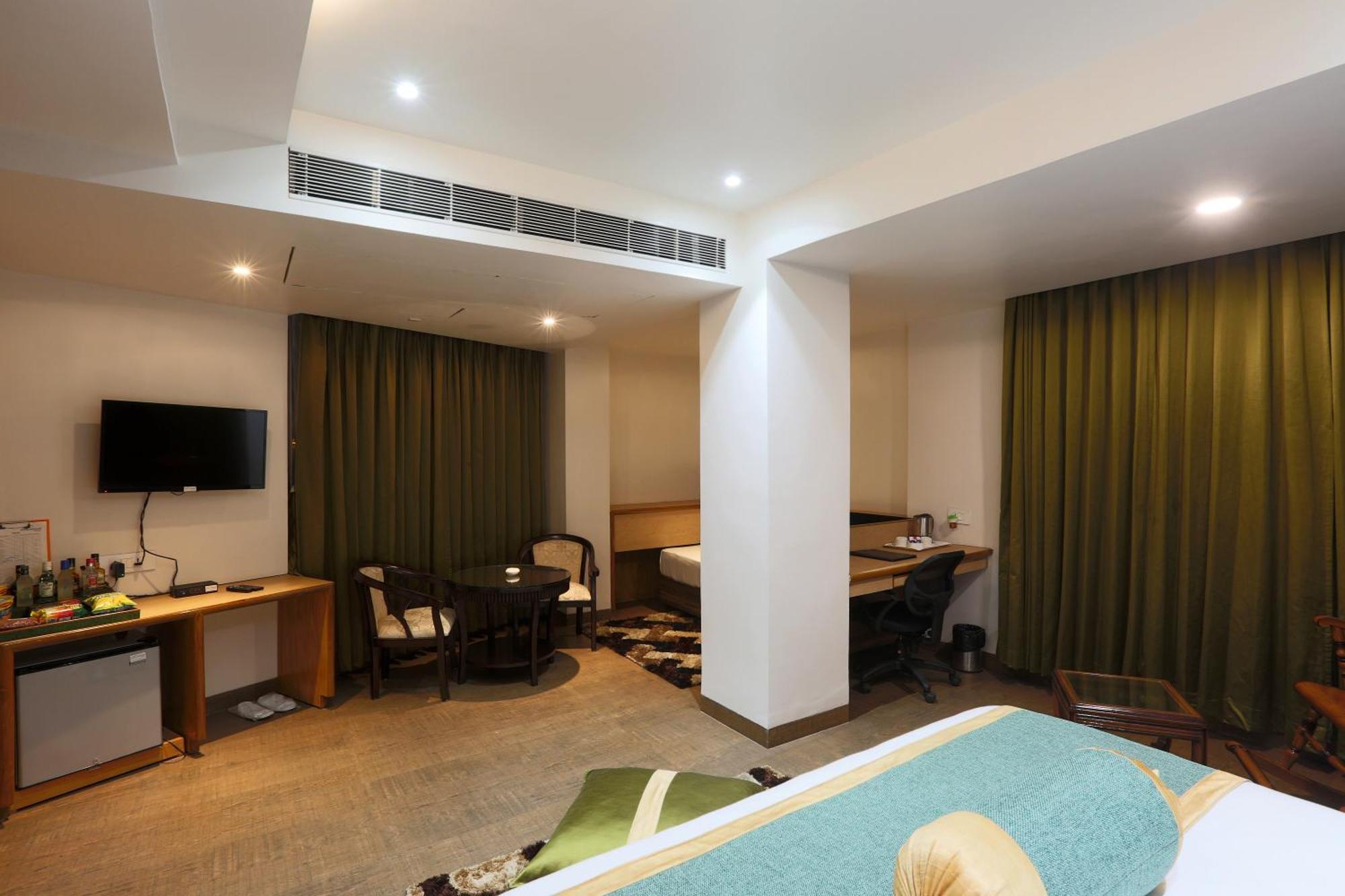 Hotel Prithvi Palace Igi Airport Delhi Νέο Δελχί Εξωτερικό φωτογραφία